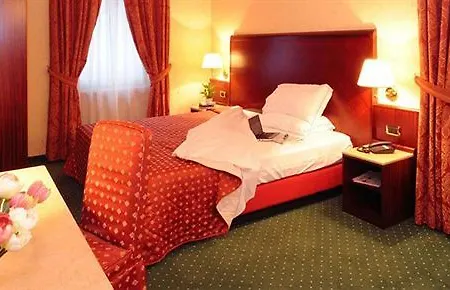 Hotel La Spia D'Italia 3* Solferino
