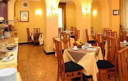 Hotel La Spia D'Italia 3*
