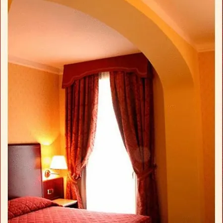 Hotel Hotel La Spia D'Italia 3*